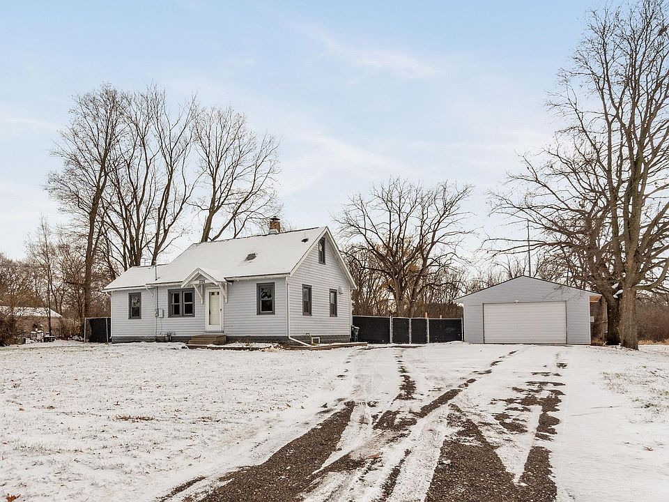 1326 Newell St, Waterloo, IA 50703 Zillow