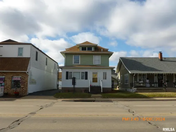 2109 16th St, Moline, IL 61265