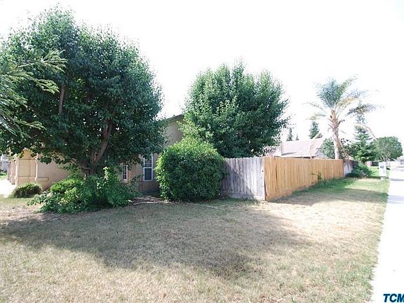 2nd image of 4330 E Laurel Ave