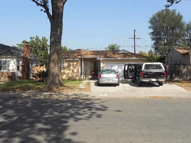 1st image of 11207 Dorland Dr