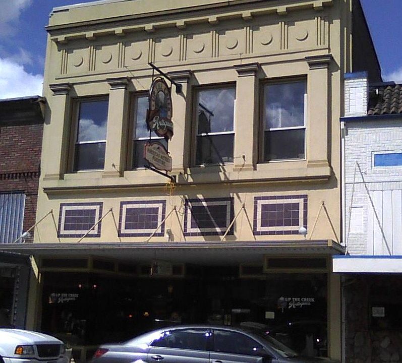 1st image of 209 N Tower Ave