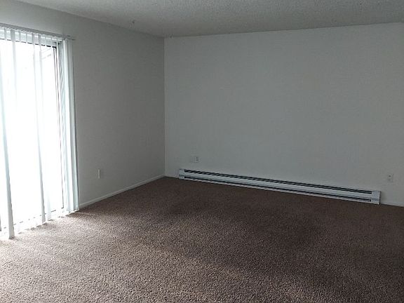 4th image of 301-415 NE 104th Ave #319A