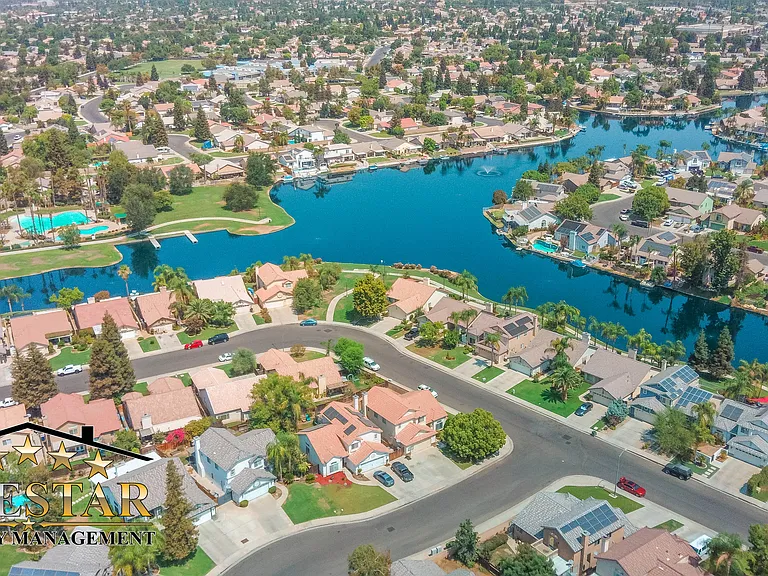 4938 Shorebird Dr — Photo 6