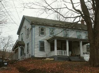 14 Grant Hollow Rd, Troy, NY 12121