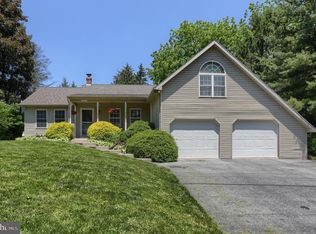 1251 Roush Rd, Hummelstown, PA 17036