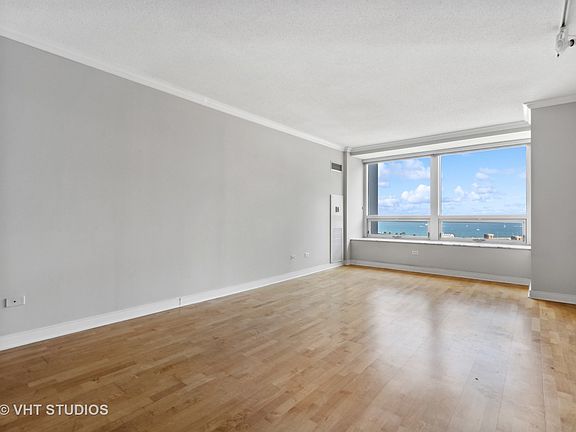 5th image of 512 N McClurg Ct APT 906