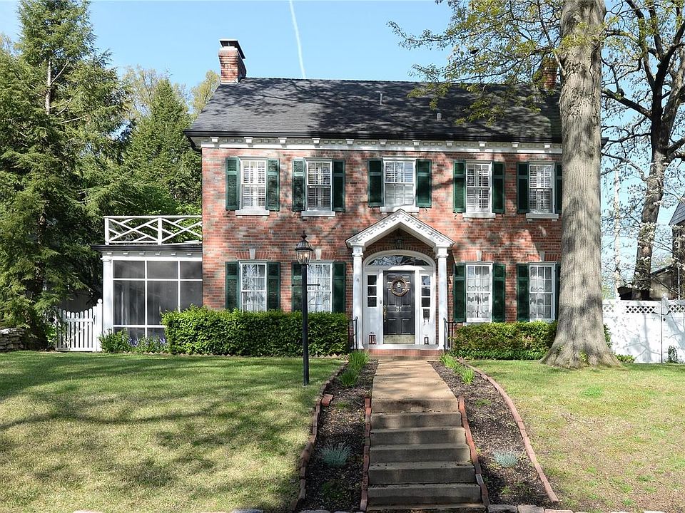 1st image of 31 Algonquin Wood
