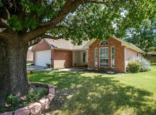 1533 Shadow Run, Weatherford, TX 76086