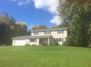 1891 Nine Mile Point Rd, Penfield, NY 14526