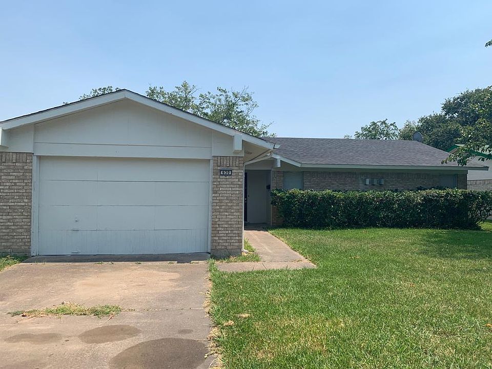 1st image of 630 Oxford Park