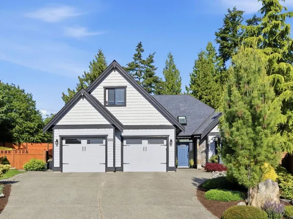 950 Rockland Pl, Nanaimo, BC V9P 2E8
