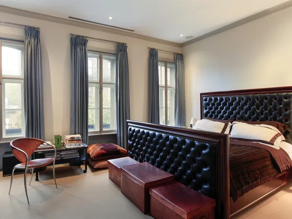 208 West 11th Street image 1 of 10