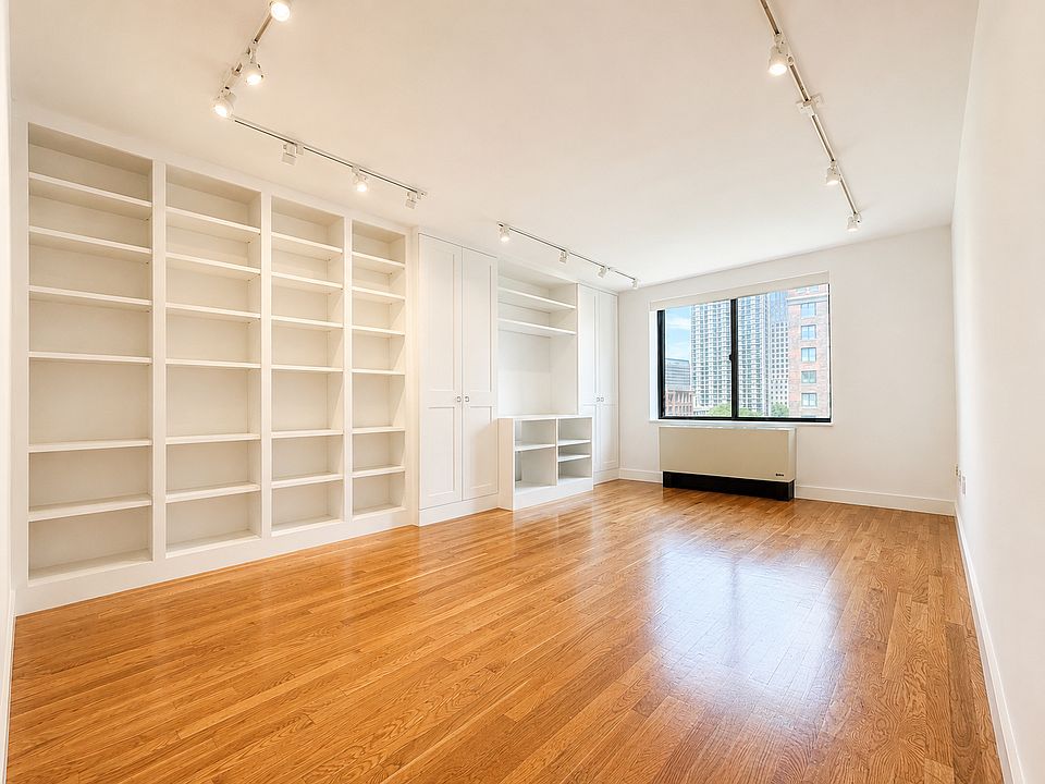 1st image of 280 Rector Pl APT 9C
