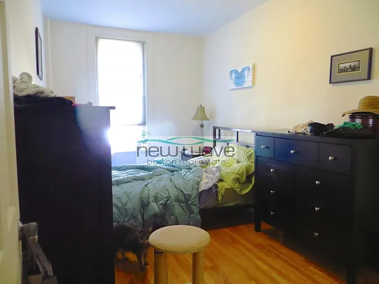 255 Newbury St #2R — Photo 8