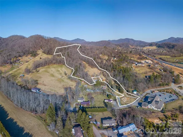 74 Buckeye Cove Rd, Canton, NC 28716