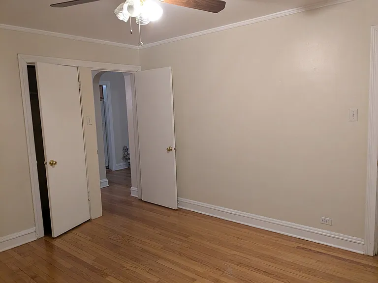 10415 S Vernon Ave #2 — Photo 8
