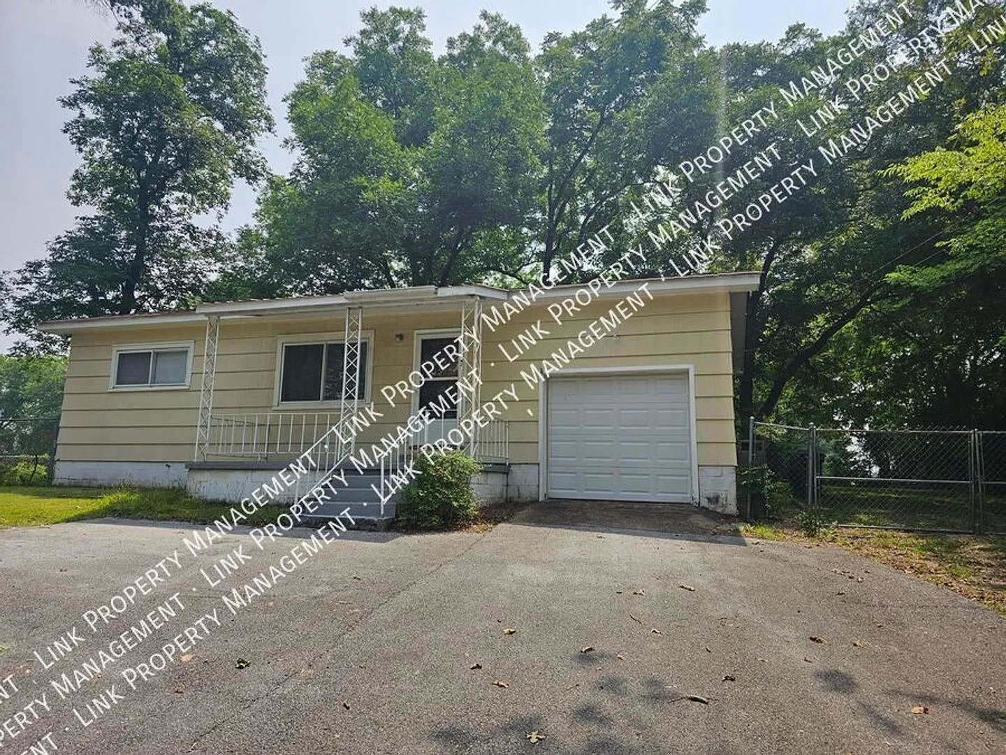 Coming December Don't Miss This Charming 2 Bedroom With Garage, Large Yard And Storage — Photo 1