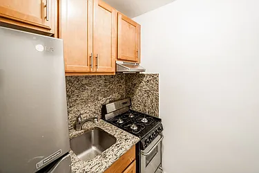 Rented by Gilar Realty LLC