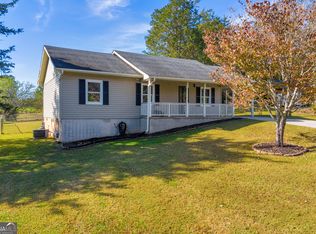 51 Valley Cir, Toccoa, GA 30577