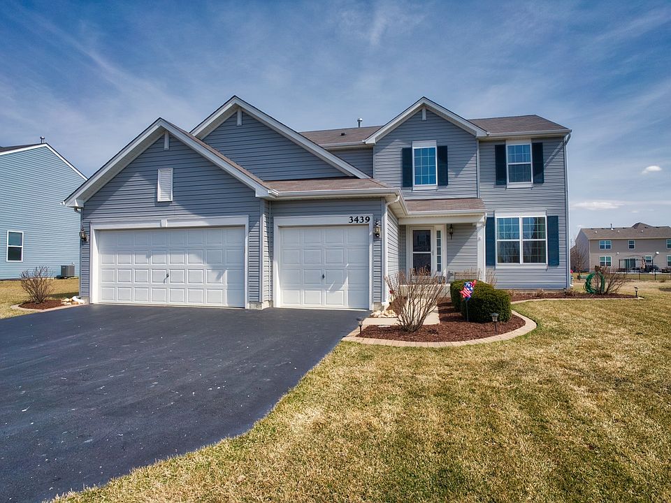 1st image of 3439 Ayres Dr