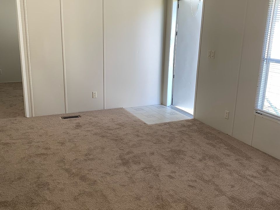 2nd image of 272 Marie St