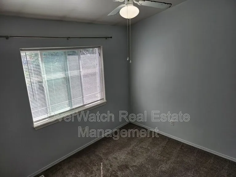 6922 Gold Kings Ave #A — Photo 21
