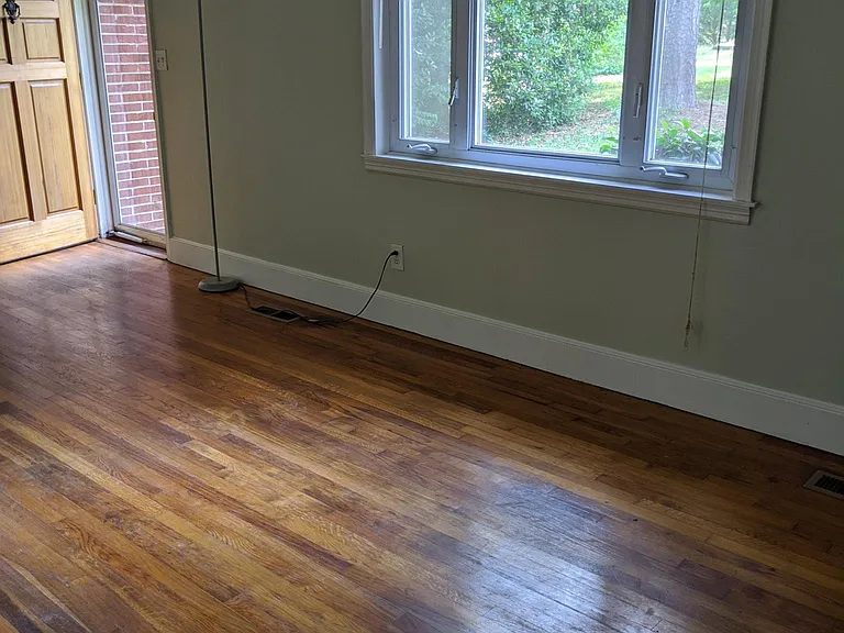 2943 Lowrance Dr — Photo 16