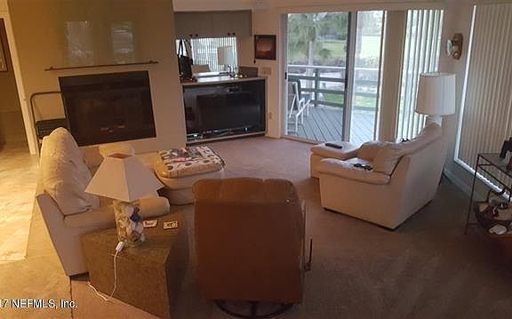 3rd image of 428 Porpoise Point Dr
