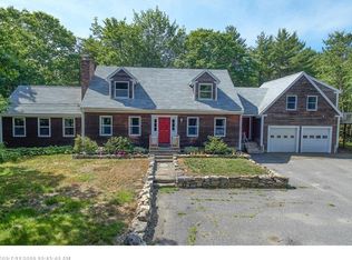 32 Wilder Ln, Boothbay Harbor, ME 04538