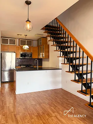 Rented by The Agency | media 4