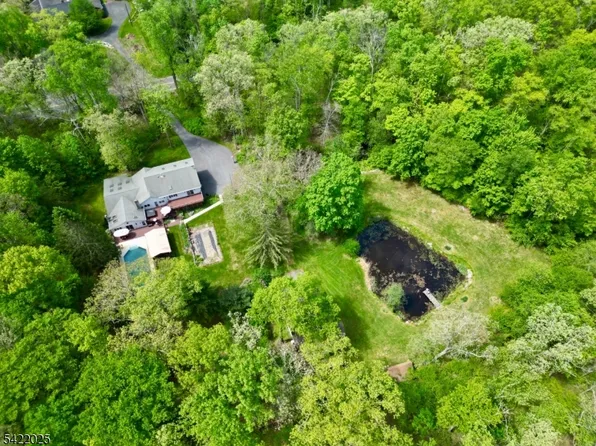 202 Millbrook Rd, Hardwick Twp., NJ 07825