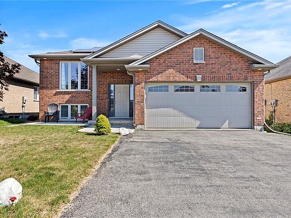 2nd image of 92 White Water Dr