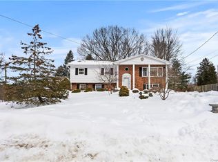 22 Rock Dr, Valley Cottage, NY 10989