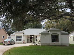 212 Aragon Ln, Lady Lake, FL 32159