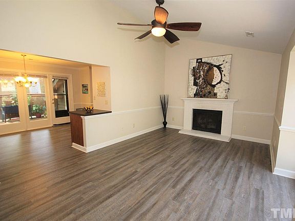 2nd image of 500 W Woodcroft Pkwy APT 6D