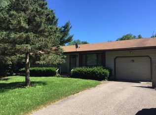 35053 64th Ave, Paw Paw, MI 49079