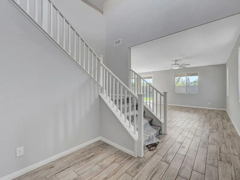 7447 Ardenno St — Photo 5