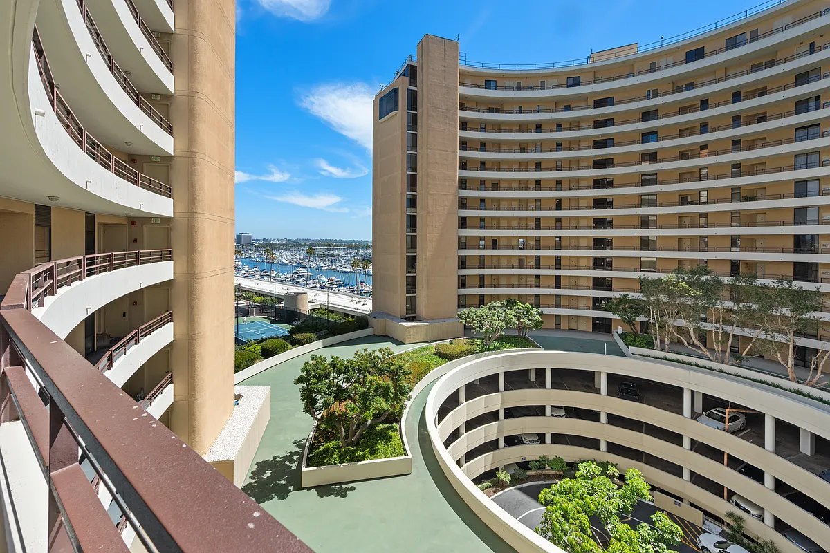 Building Photo - 4265 Marina City Dr #511