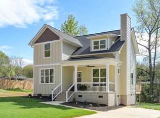 2 Theresa Dr, Greenville, SC 29605
