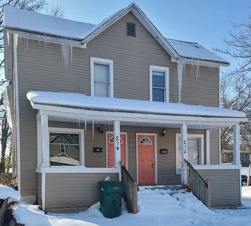 1st image of 214 E Belmont St #214