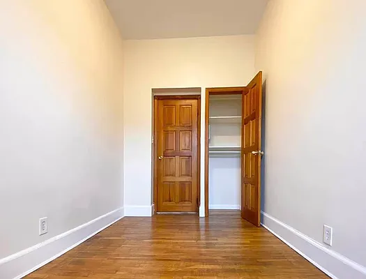 Rented by Compass | media 22