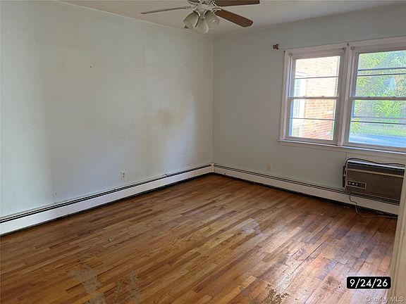 5th image of 2710 South Rd #F7
