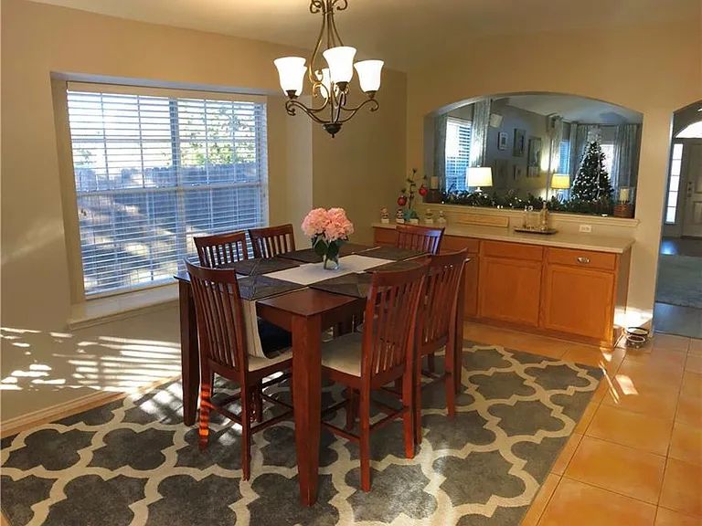 4717 Norman Trl — Photo 11