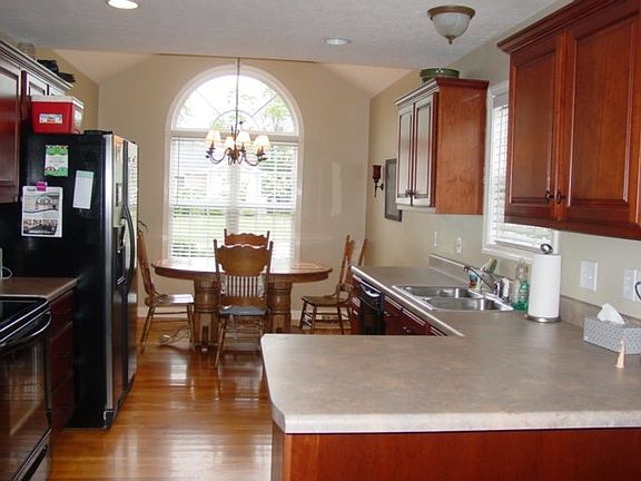 4th image of 3353 Innsbrooke Ave