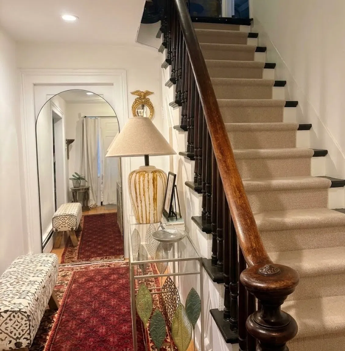 9 bed, 5000 sqft, $1,000 — Photo 1
