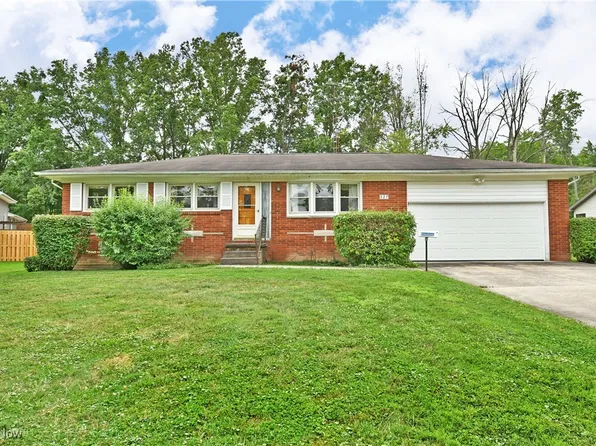 327 Durst Dr, Warren, OH 44483