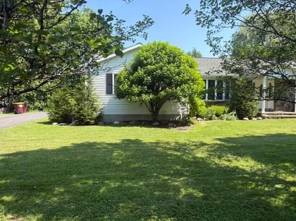 2825 Best Ln #1, Hudson, NY 12534