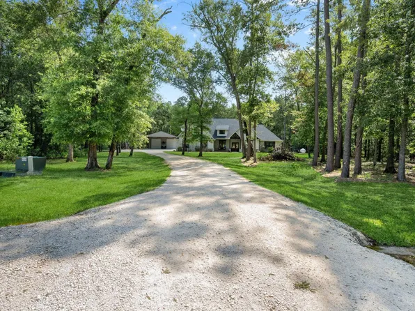 38 County Road 6324a, Dayton, TX 77535