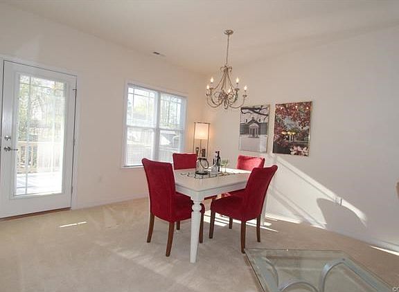 Dine and enjoy your New Home!