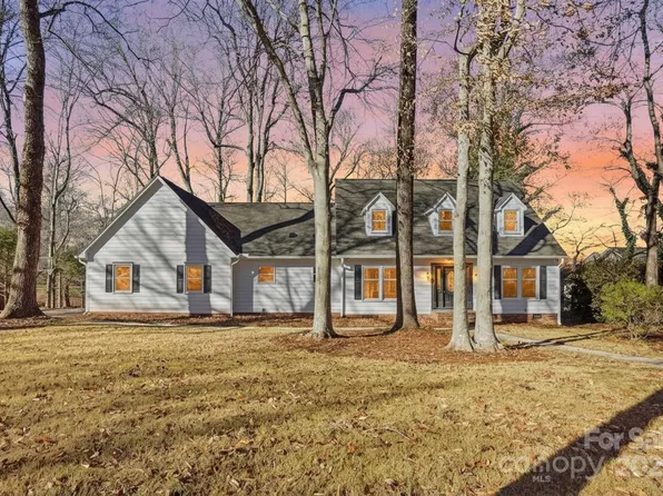 3323 Lincoln Ln, Gastonia, NC 28056